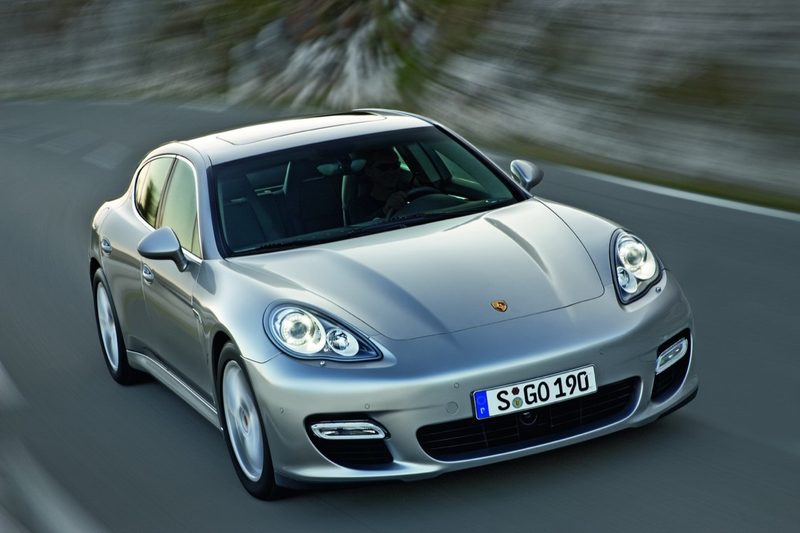 Illustration for article titled Cover Your Eyes: The Porsche Panamera Mega Gallery